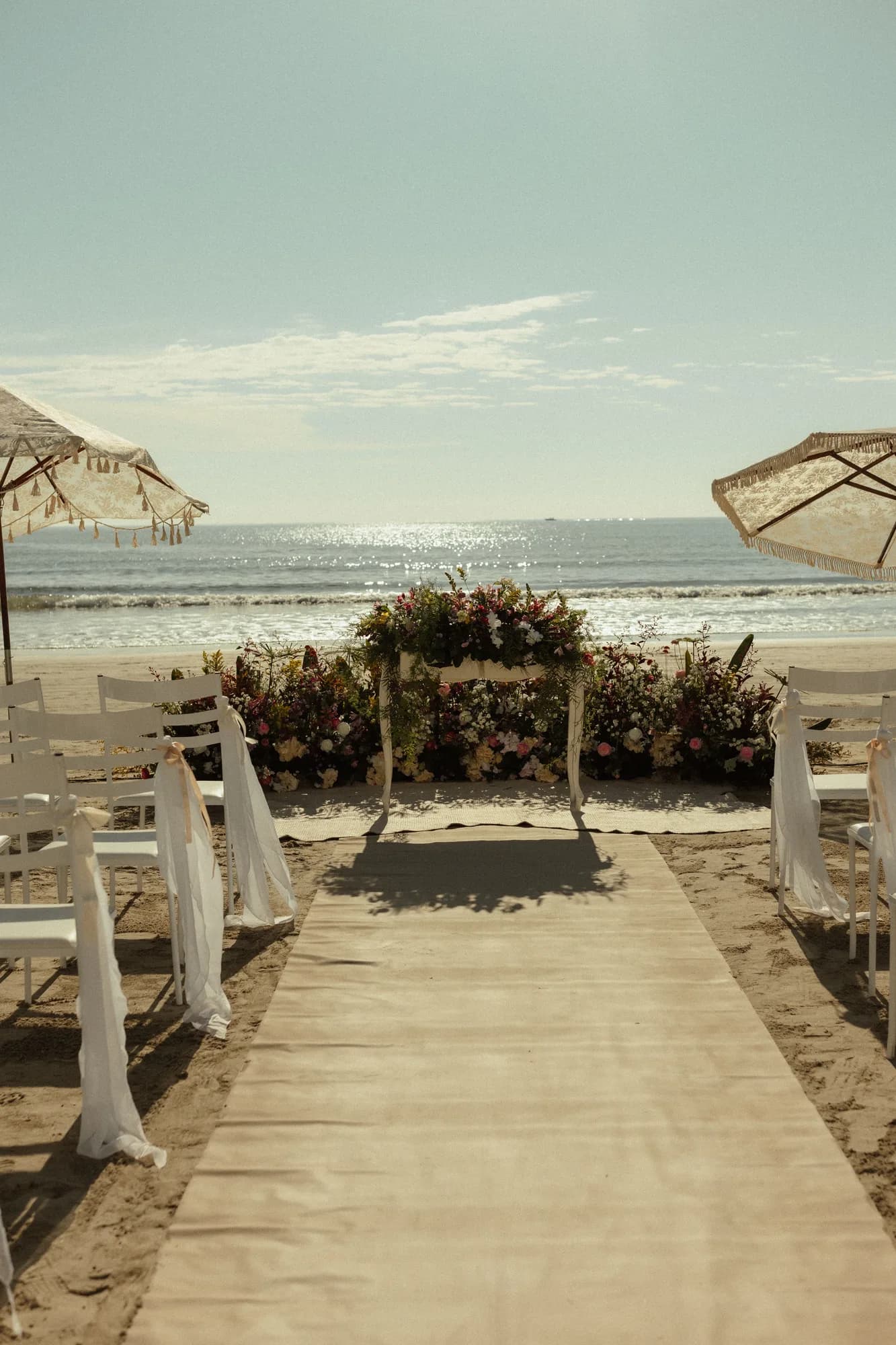 How to Find a Destination Wedding Venue: A Guide for Couples Marrying Away From Home