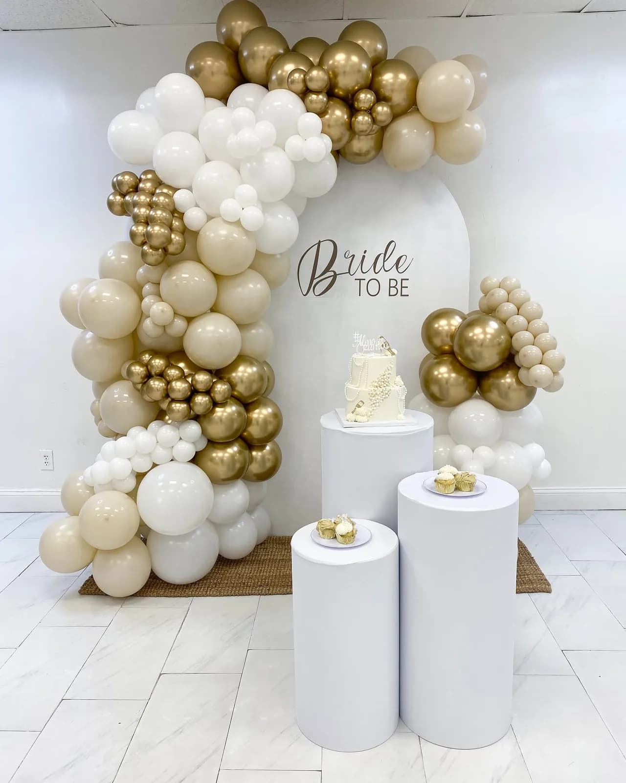 Gallery Item